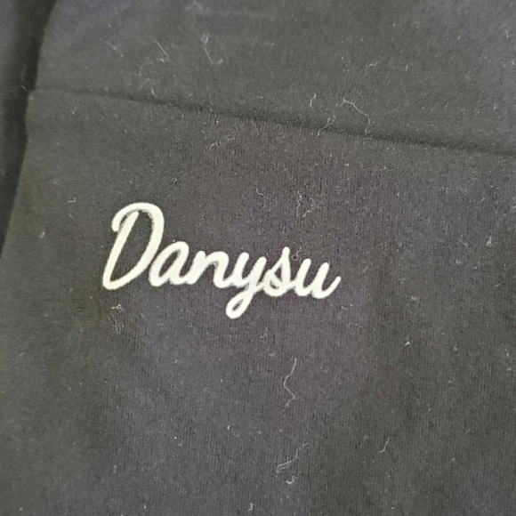 Danysu V Back Scrunch Butt Leggings Soft High Waisted. NEW! - Picture 3 of 12